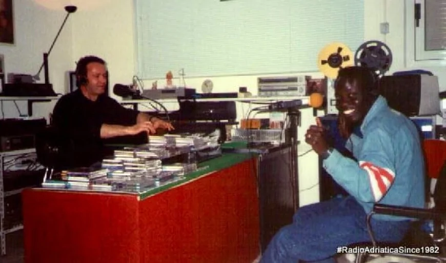Giuseppe “Peppe” Ricciutelli e Radio Roseto Adriatica: quando l’etere era libertà