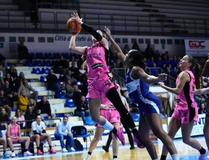 Sfuma nel finale la vittoria per le Panthers