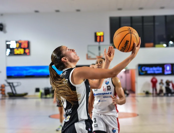 Orgoglio e grinta non evitano alle Panthers Roseto la sconfitta esterna contro Derthona Basket